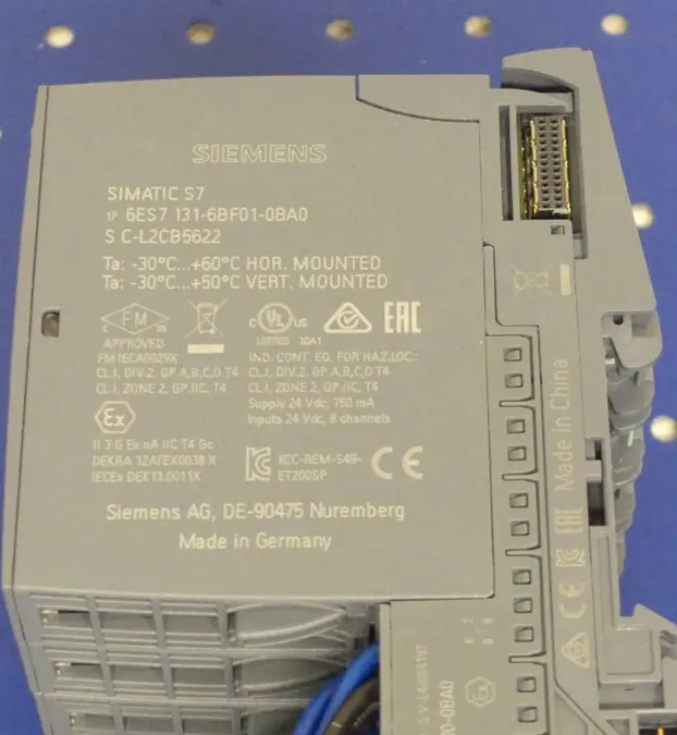 Produktfoto 1 von SIEMENS 6ES7131-6BF01-0BA0