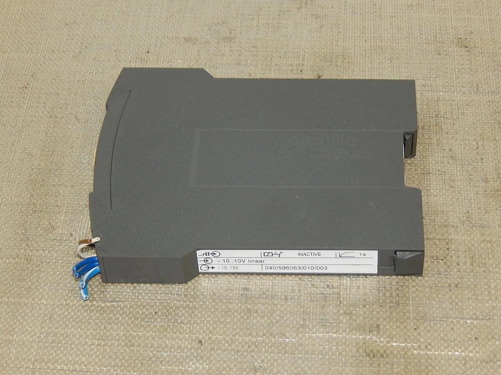 Produktfoto 1 von SINEAX V604  604-112 Camille Bauer Programmierbarer Universal-Messumformer used