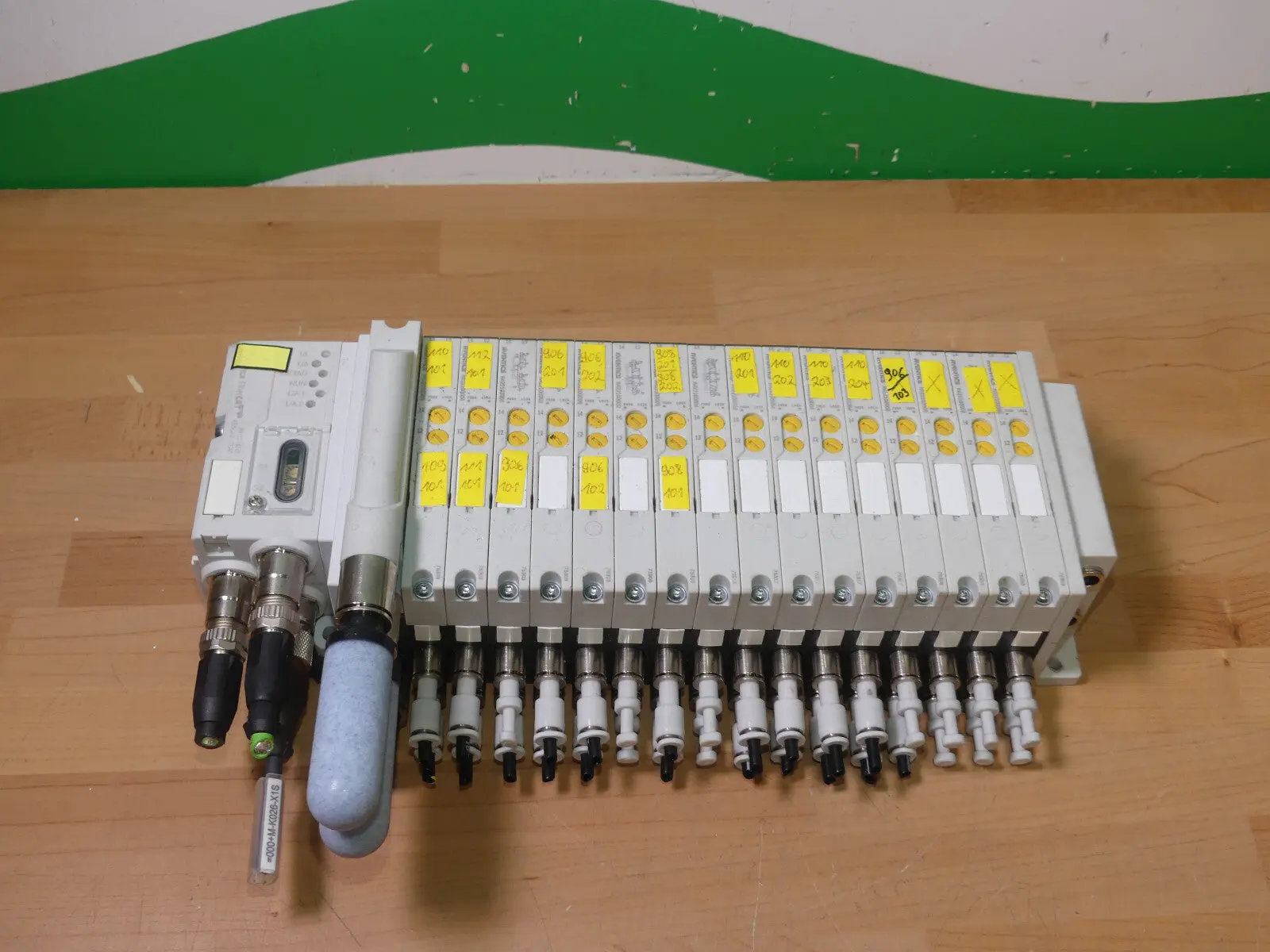 Produktfoto 1 von AVENTICS  AES-D-BC-ECAT R412018225 2X R422103002 10X R422103006 4X R422103006