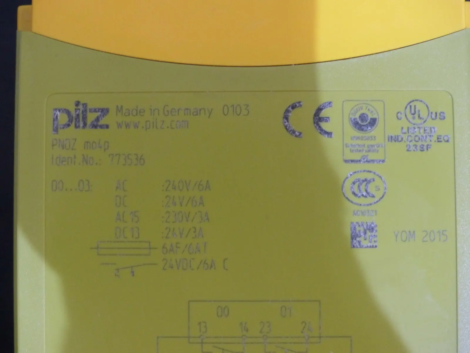 Produktfoto 1 von Pilz PNOZ mo4p