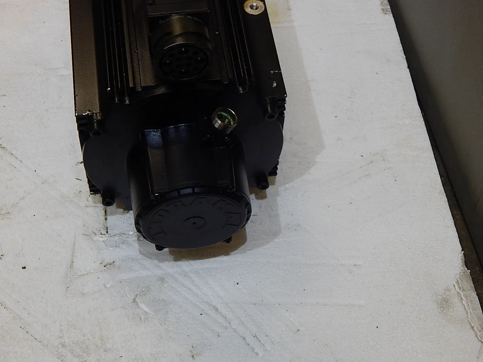 Produktfoto 1 von REXROTH INDRAMAT PERMANENT MAGNET MHD112C-024-PG3-BN SERVO MOTOR  Used