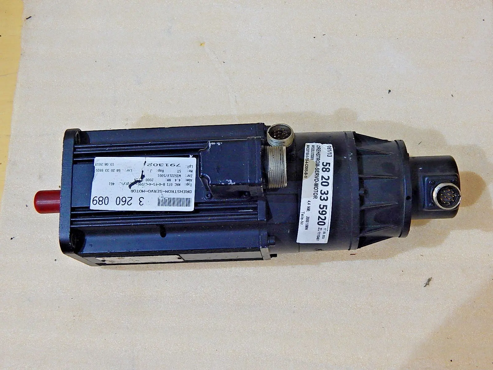 Produktfoto 1 von Indramat Permanentmagnet-Drehstromservomotor MAC71B-0-FS-4-C/95-B-1/WI 522LX/S01