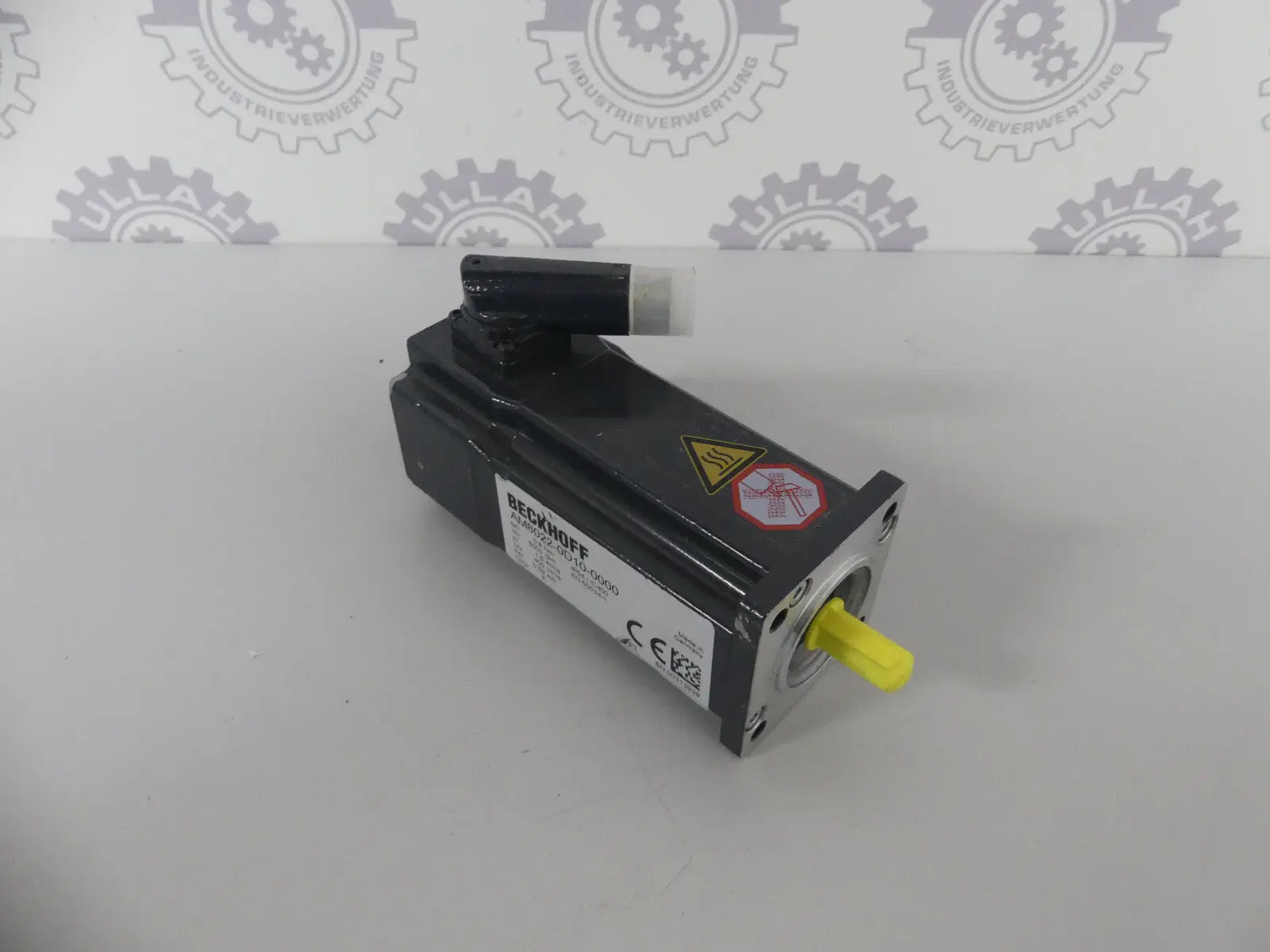 Produktfoto 1 von Beckhoff AM8022-0D10-0000