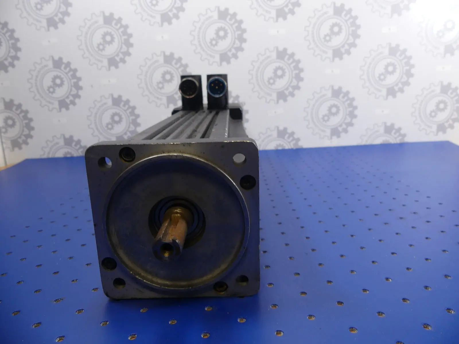 Produktfoto 1 von Kollmorgen  Brushless P.M Servomotor BH-226-C-63-B3-E106 Heidenhain Drehgeber