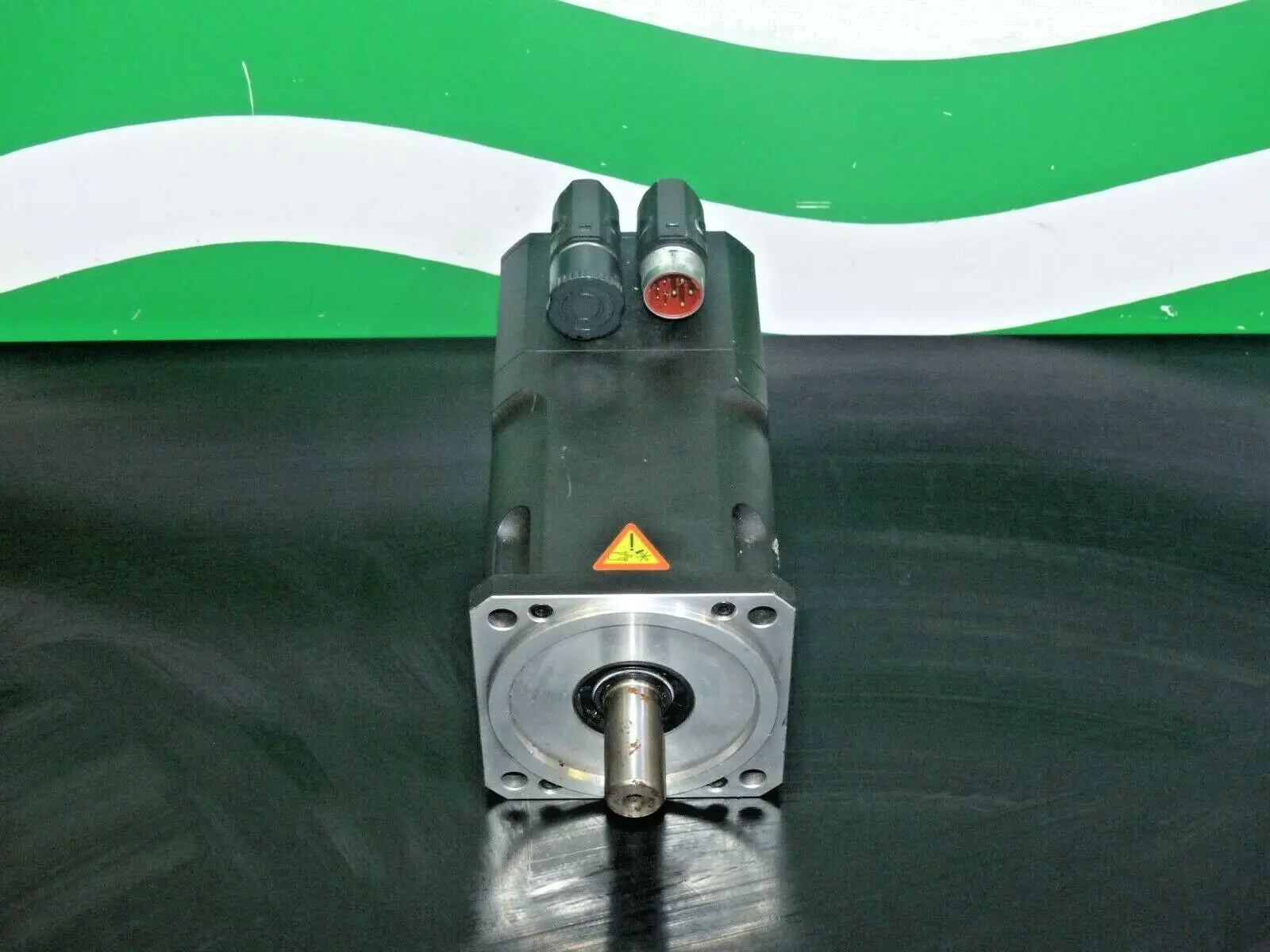 Produktfoto 1 von B&R //BR 8MSA4S.E3-73 Servomotor
