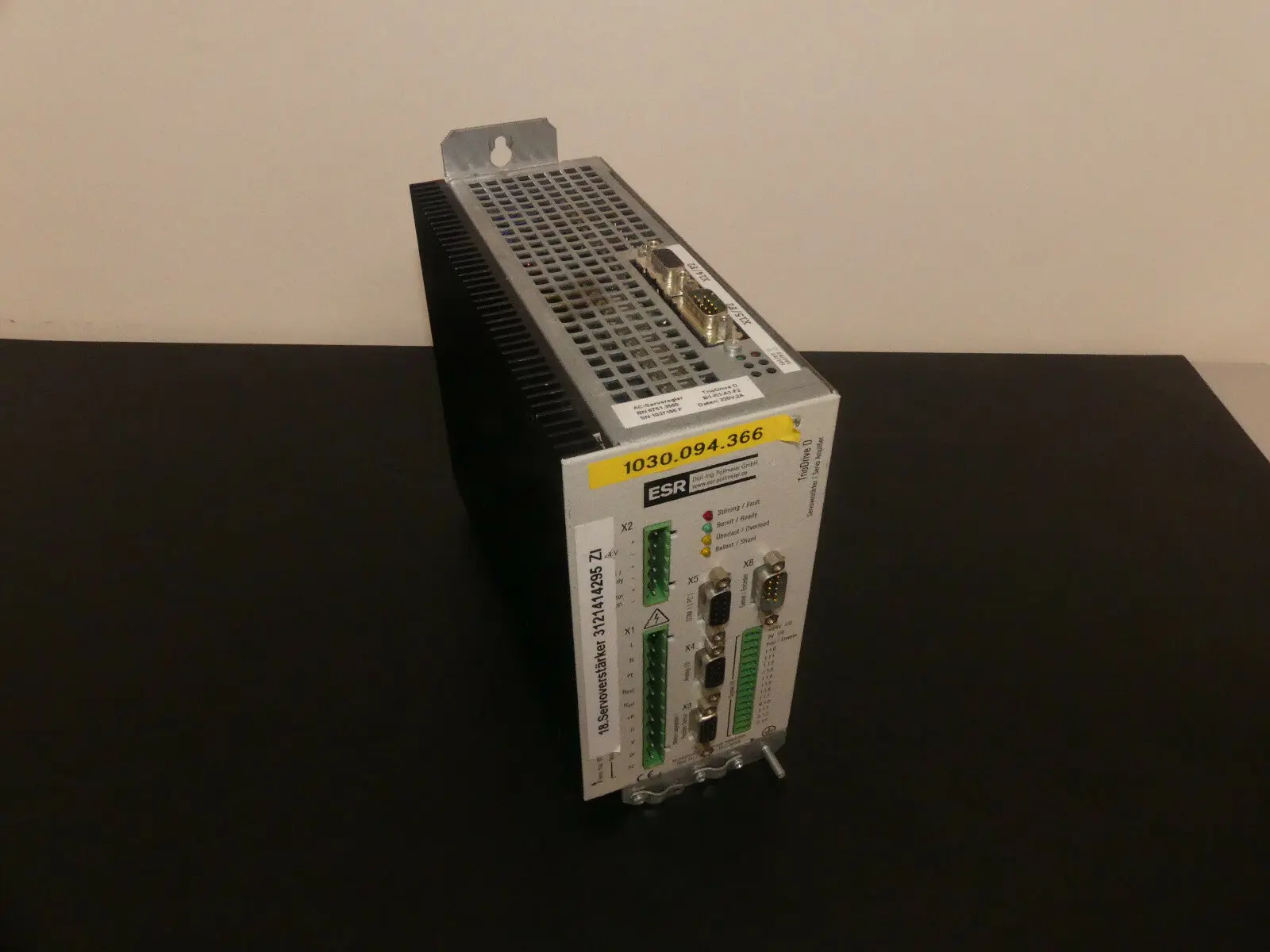 Produktfoto 1 von ESR TrioDrive D servo amplifier B1-R1-A1-F2