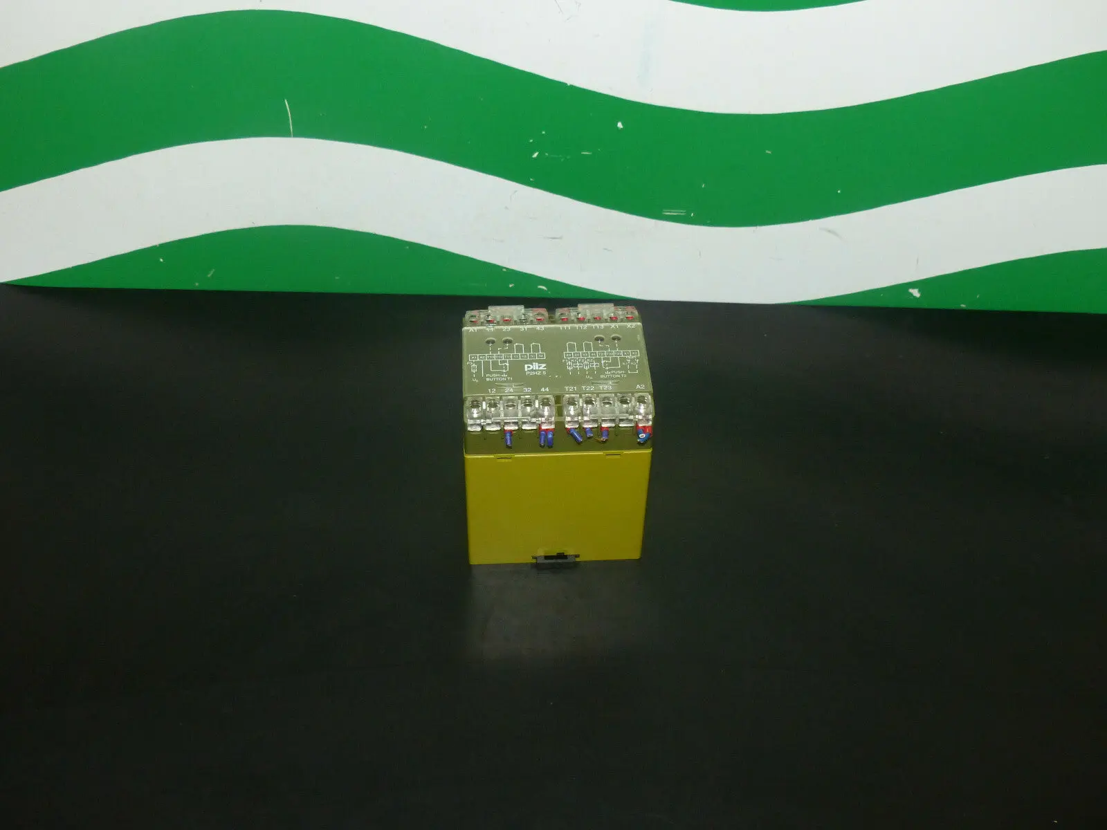 Produktfoto 1 von Pilz P2HZ 5 2S/2Ö