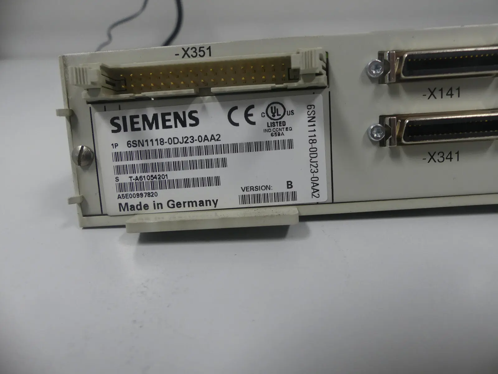 Produktfoto 1 von Siemens 6SN1118-0DJ23-0AA2