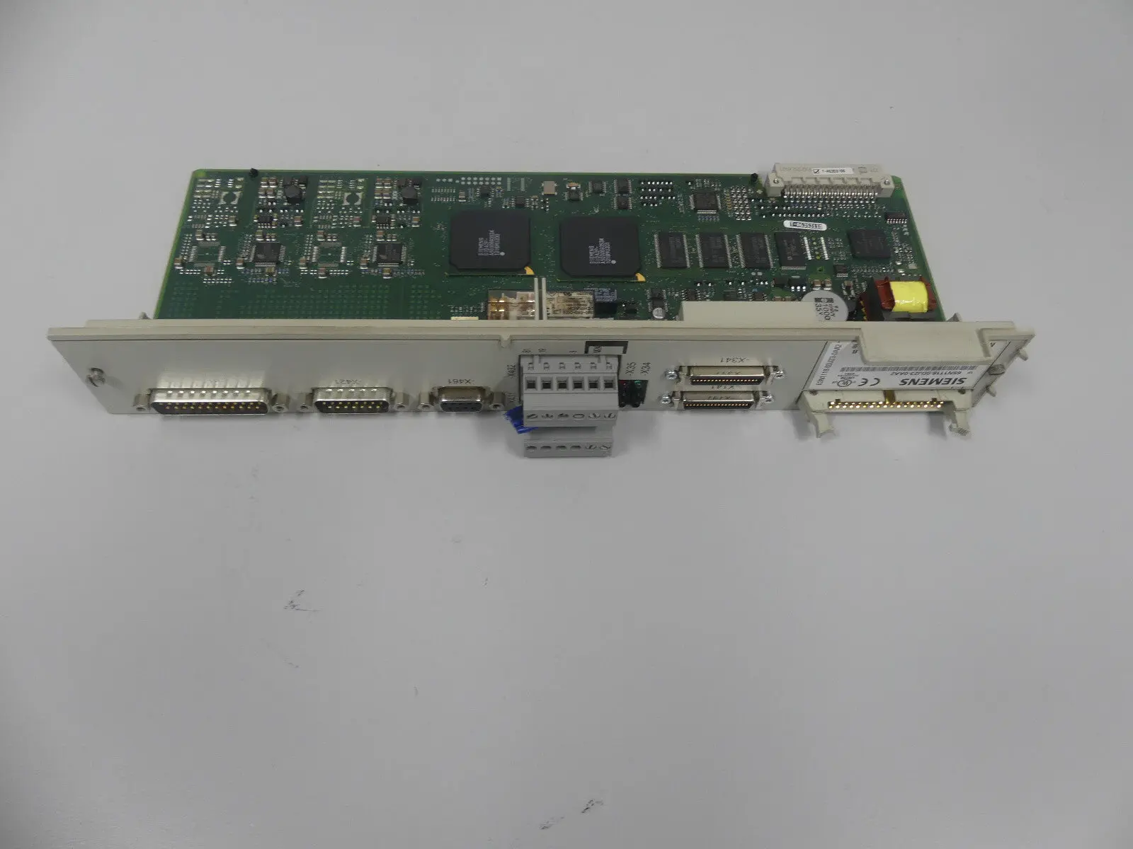 Produktfoto 1 von Siemens 6SN1118-0DJ23-0AA2