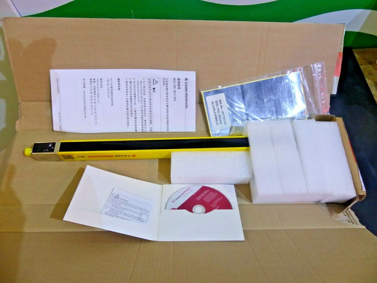 Produktfoto 1 von Leuze MLC501T30-450 s. Bilder