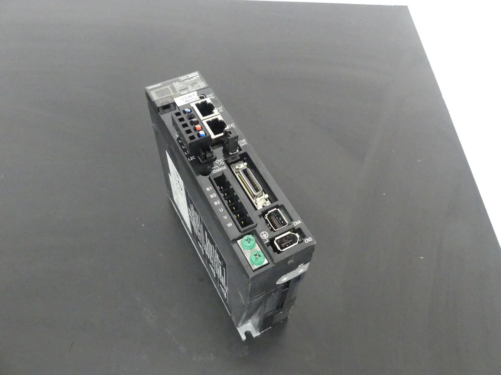 Produktfoto 1 von Omron R88D-KN01H-ECT  AC Servo Driver used