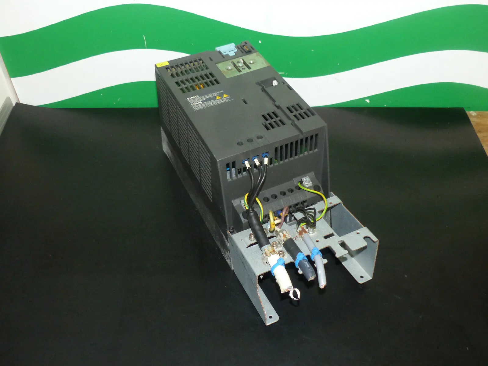 Produktfoto 1 von Siemens 6SL3224-0BE23-0AA0