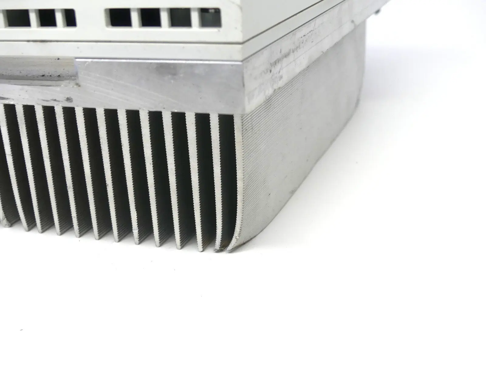 Produktfoto 1 von KUKA  ECMAS3D4444BE531  (leicht beschädigt)