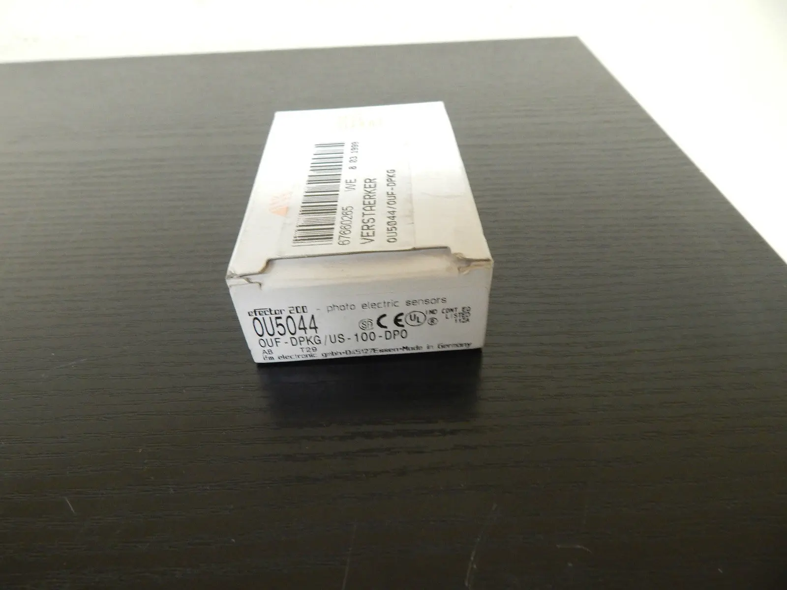 Produktfoto 1 von ifm efector 200 Photoelectric Sensors OU5044  NEU NEW OVP
