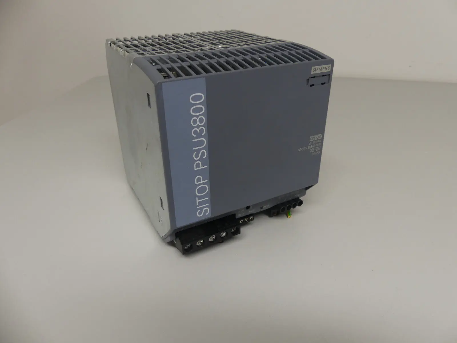 Produktfoto 1 von Siemens SITOP PSU3800 6EP3437-8UB00-0AY0