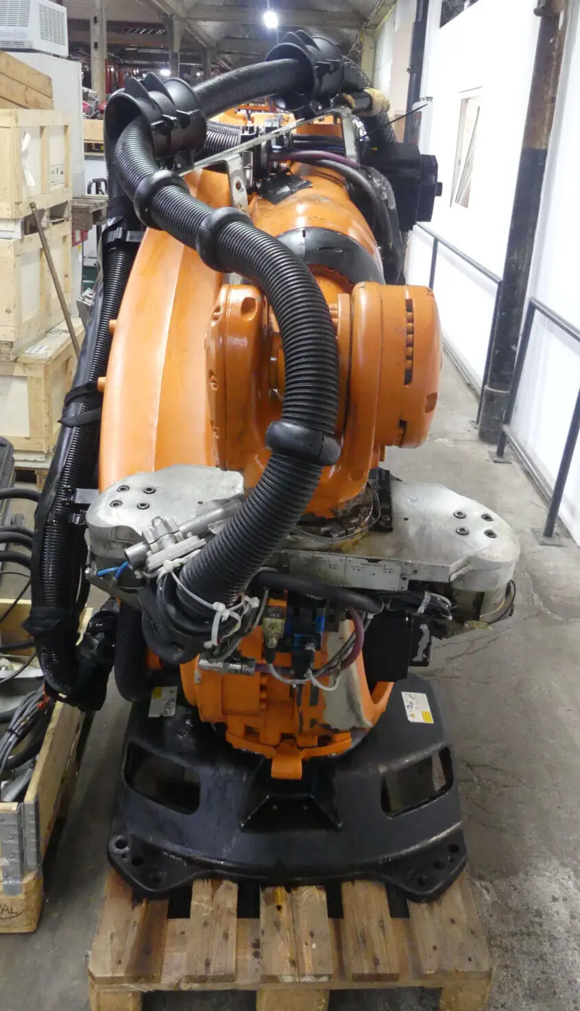Produktfoto 1 von KUKA Industrieroboter KRC4  KR210 R2700 extra  KR210R2700 extr B.j: 09/2017 s.B