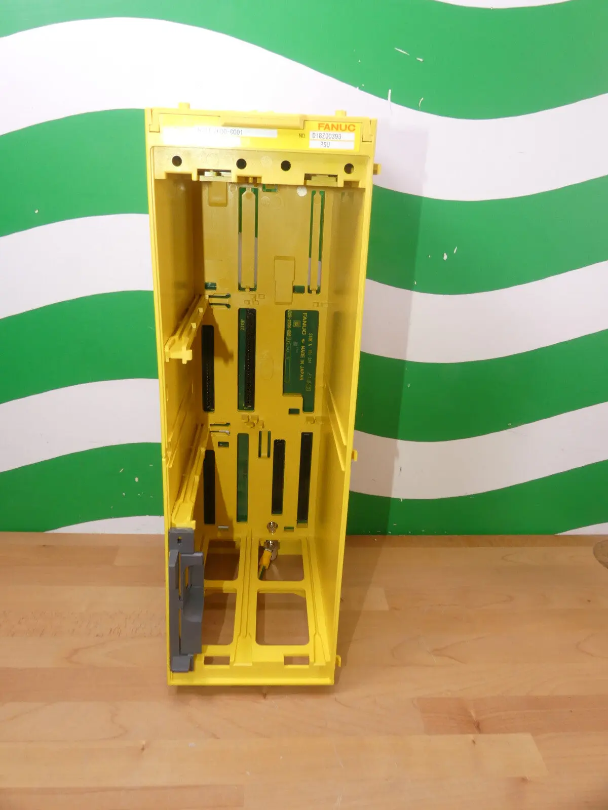 Produktfoto 1 von Fanuc Backplane A05B-2600-C001 A20B-2004-0980/04A