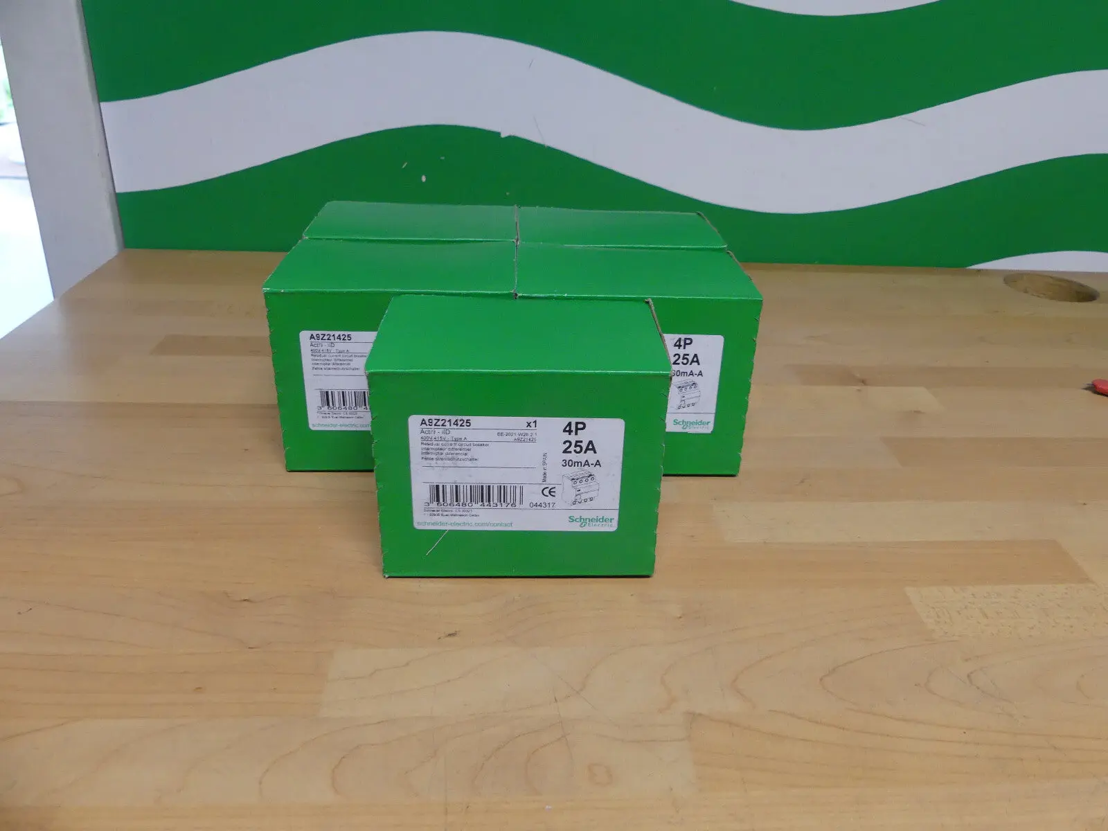 Produktfoto 1 von 5 x Schneider Electric A9Z21425