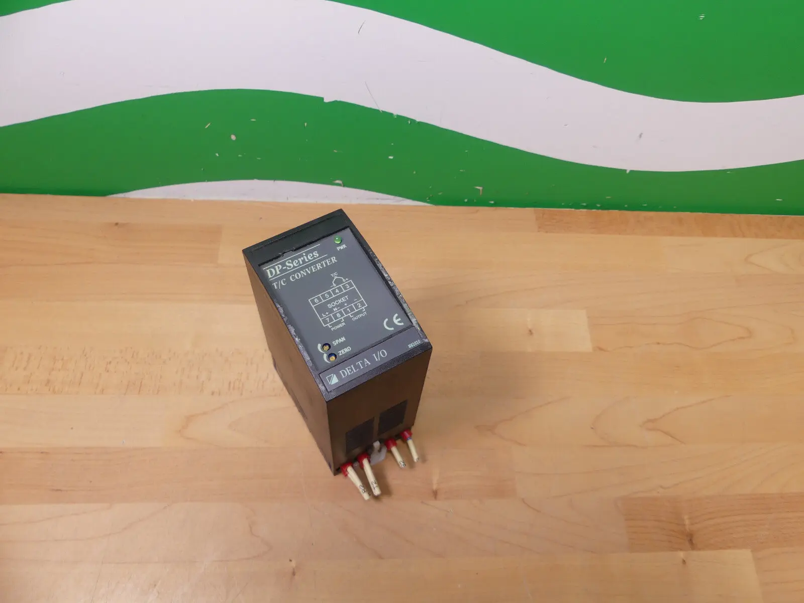 Produktfoto 1 von Delta I/O DP-Series T/C CONVERTER  DPTC-1D-2/U