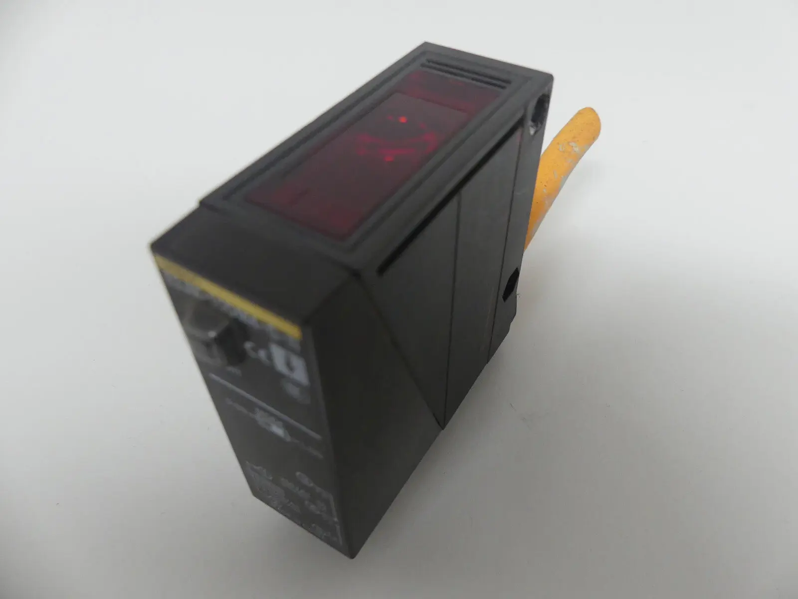 Produktfoto 1 von Omron E3JM-10DM4-G-N