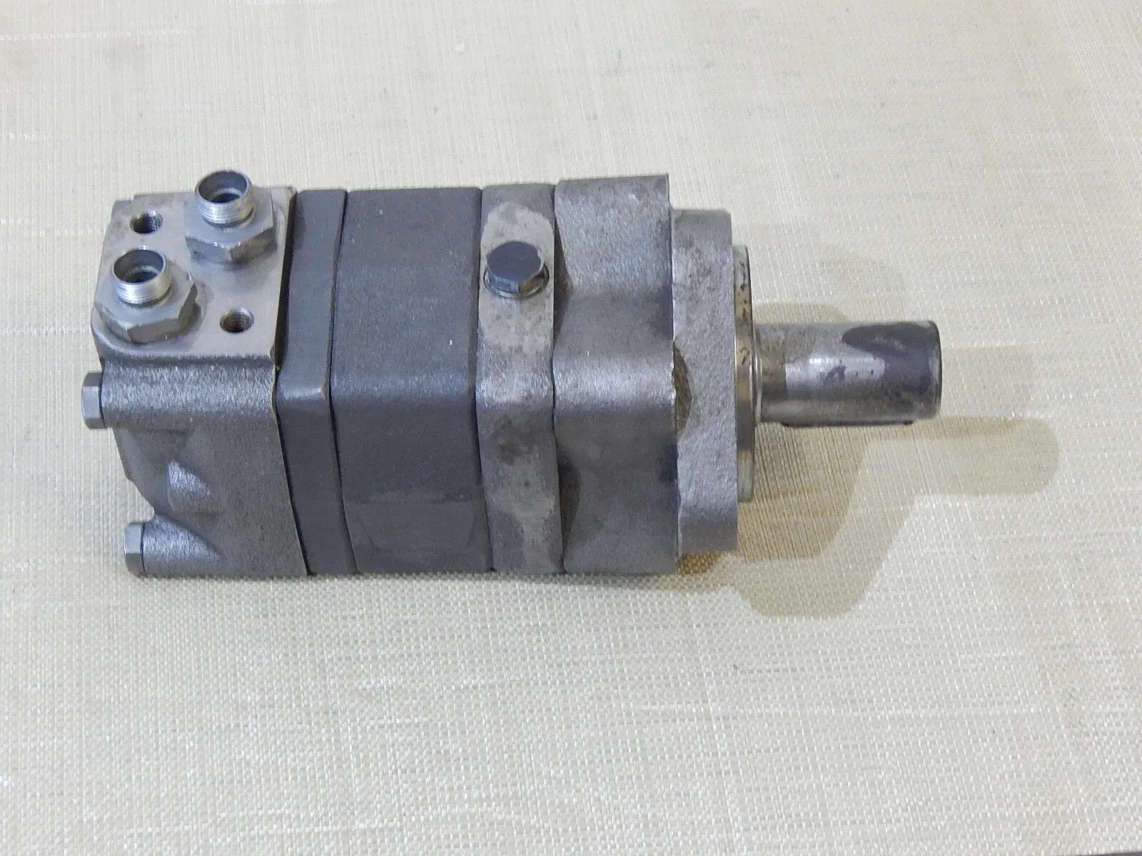Produktfoto 1 von Danfoss Hydraulikmotor Hydr. Motor OMS 250 V-Nr. 151F0505  Used