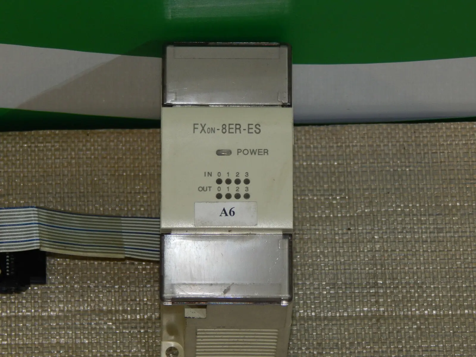 Produktfoto 1 von MISUBISHI MELSEC  8 Channel Output Module  FXON-8ER-ES/UL