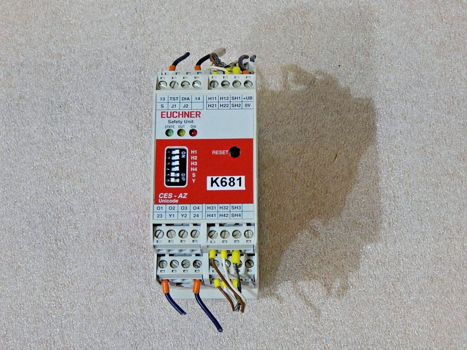 Produktfoto 1 von Euchner CES-AZ-AES-04B  used 104780 s.Bitte  Bilder