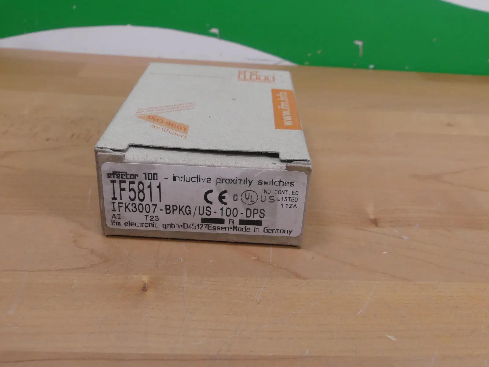 Produktfoto 1 von IFM IF5811 induktiver Sensor
