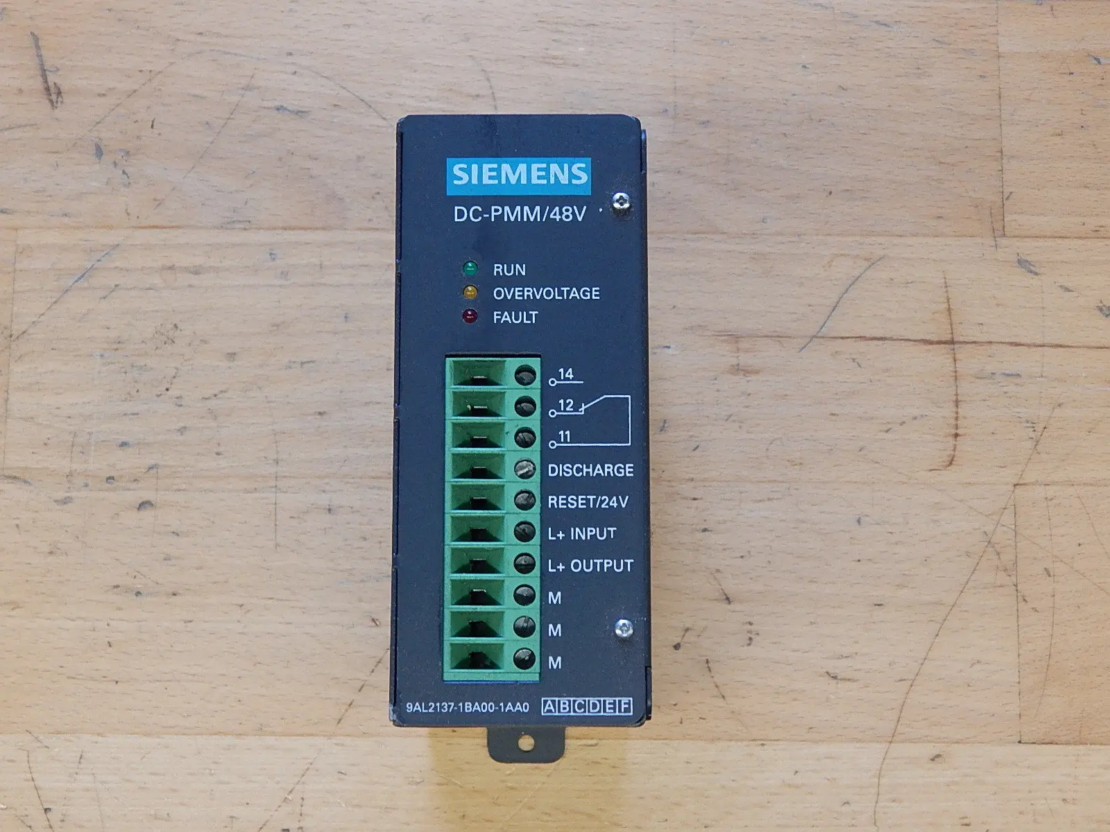 Produktfoto 1 von SIEMENS POWER-MANAGEMENT-MODUL DC-PMM/48V  9AL2137-1BA00-1AA0 .Top Zustand