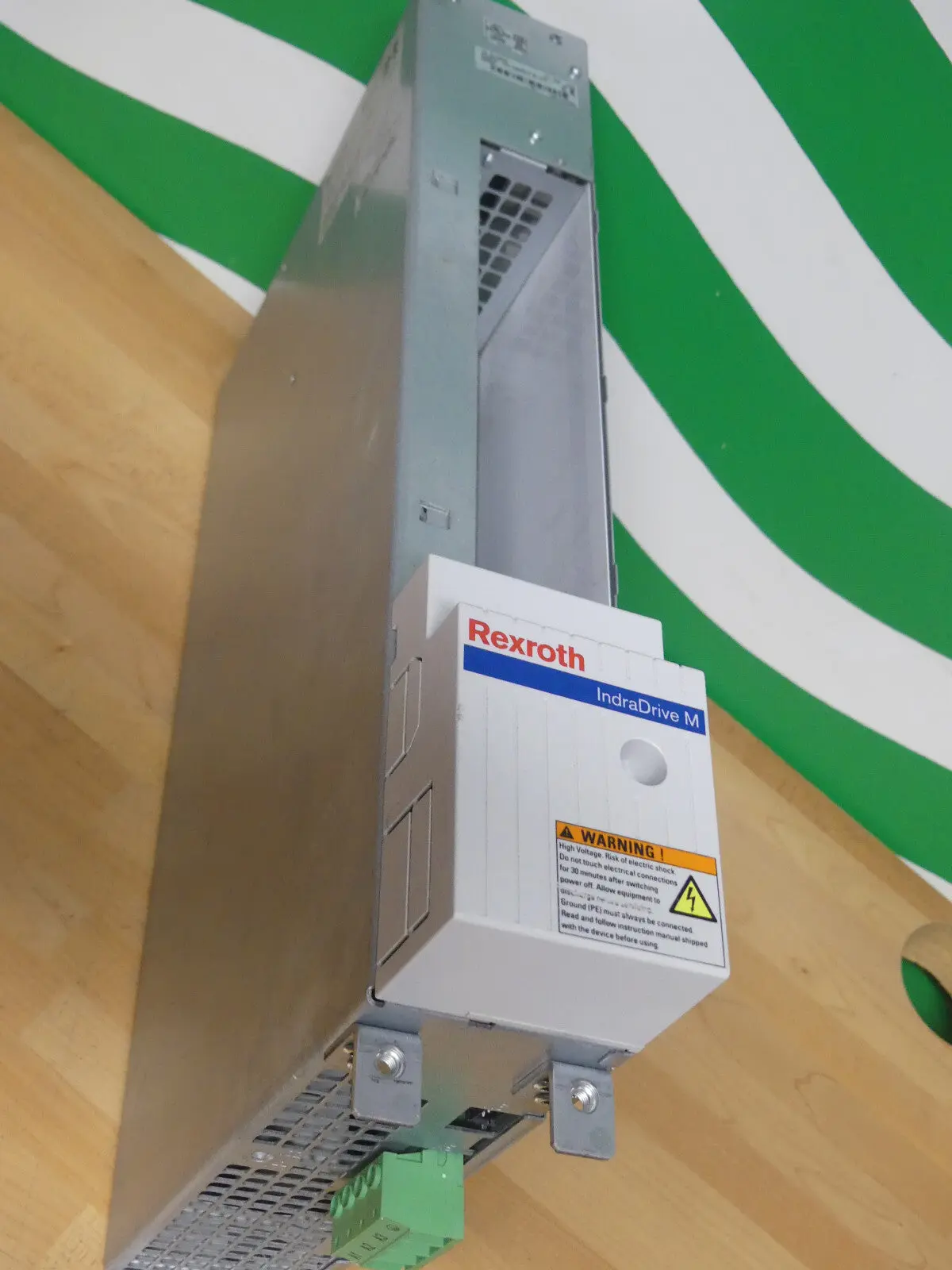 Produktfoto 1 von Rexroth IndraDrive M  HMS01.1N-W0054-A-07-NNNN