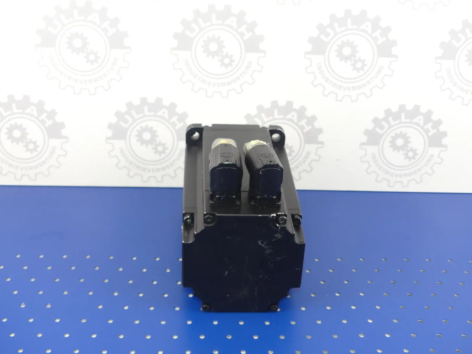 Produktfoto 1 von B&R 8LSA44.E3030D100-0 Servomotor