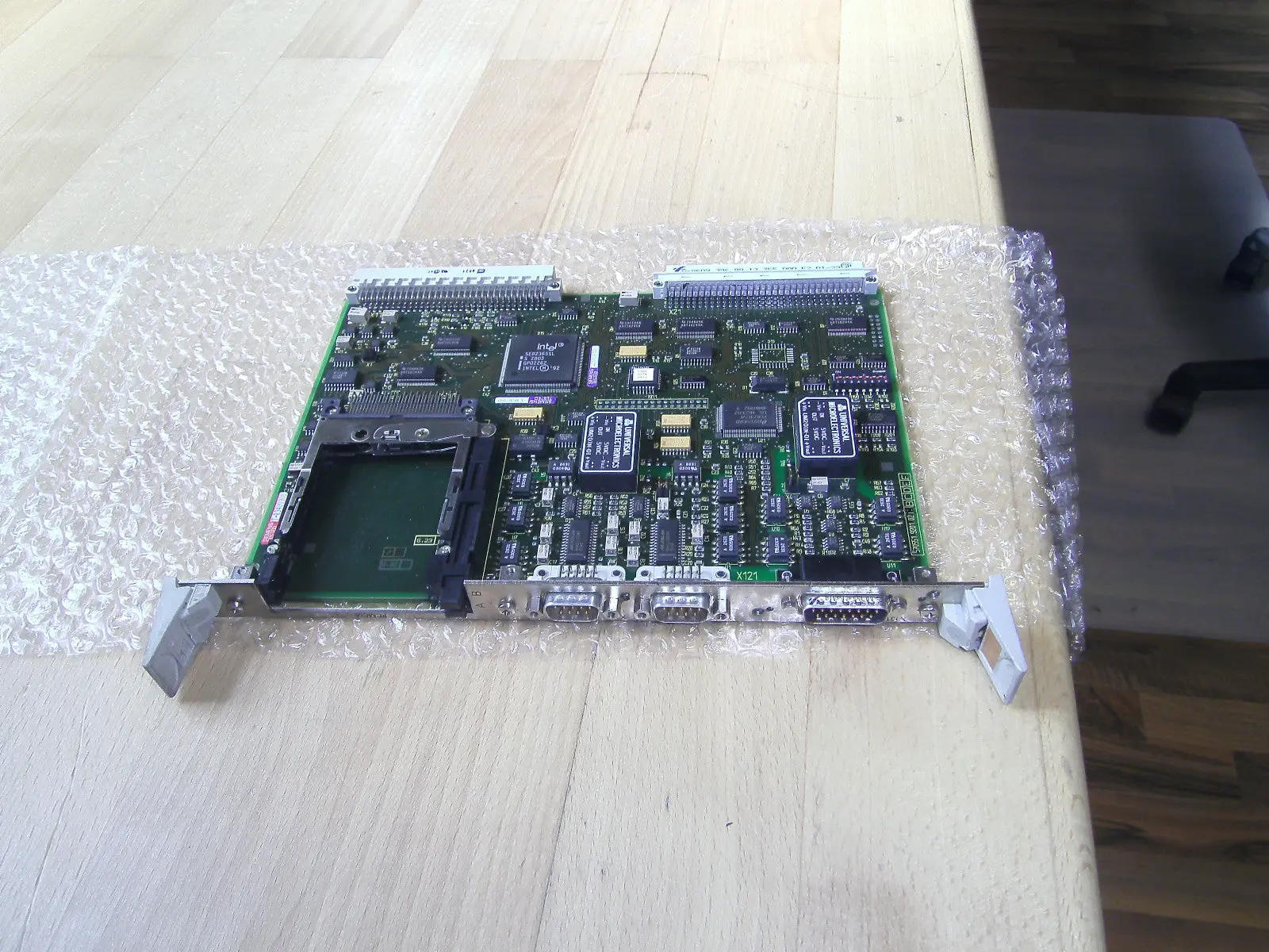 Produktfoto 1 von Siemens Sinumerik 840 C Interface MMC 6FC5112-0DA01-0AA1