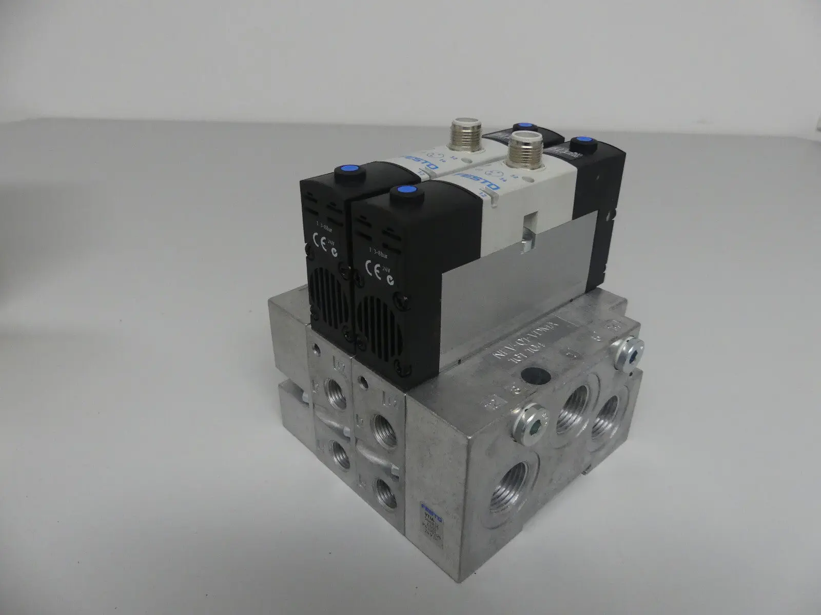 Produktfoto 1 von Festo VTIA 16E-ZSR12-24DC / 546835