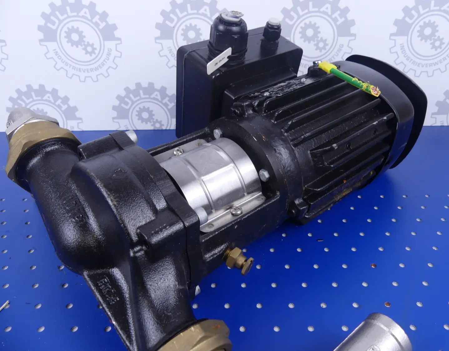 Produktfoto 1 von Grundfos Pumpe TP 25-50/2 XE-O-A-BUBE Motor VEM KPER 63 K2/2292