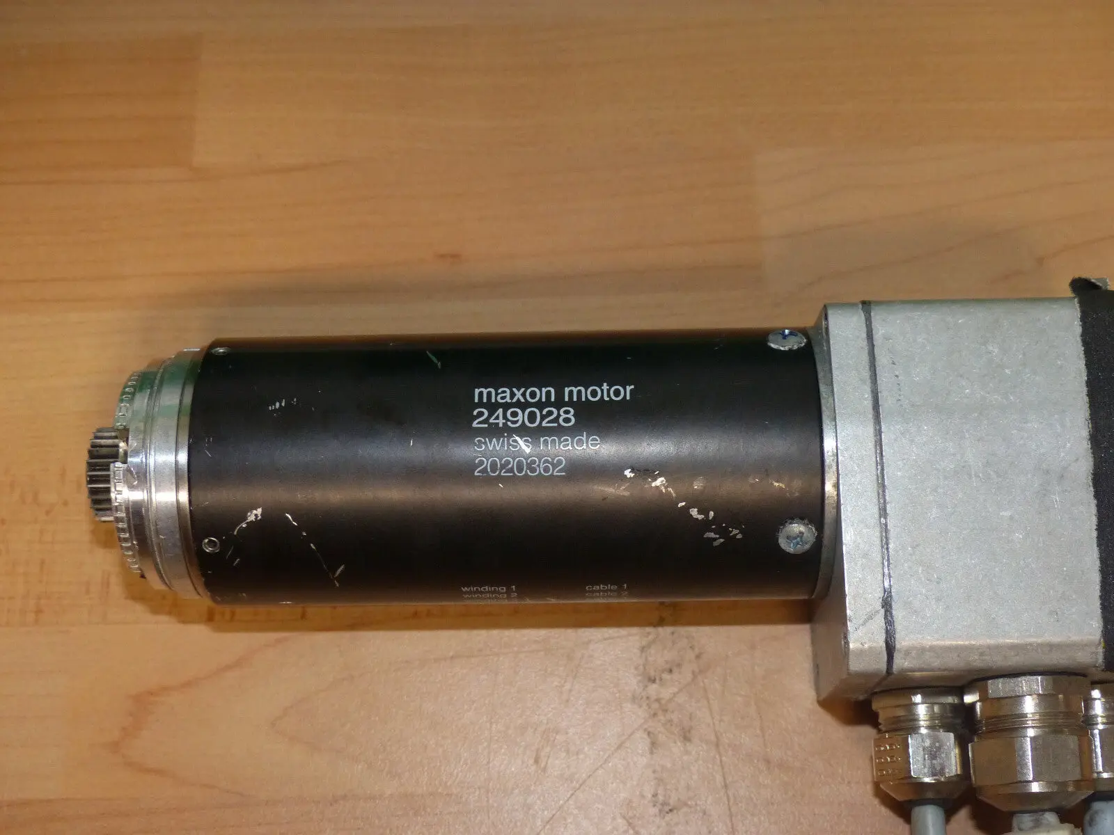 Produktfoto 1 von maxon motor 2490280 swiss made 2020362 used s.Bilder