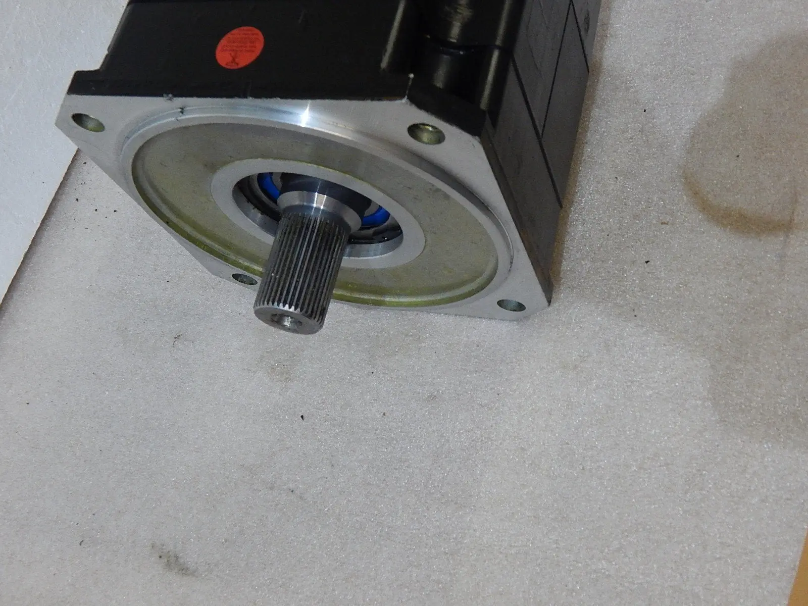 Produktfoto 1 von KUKA SERVOMOTOR 1FK6101-8AZ91-1ZZ9-Z S43 4.4KW  Used