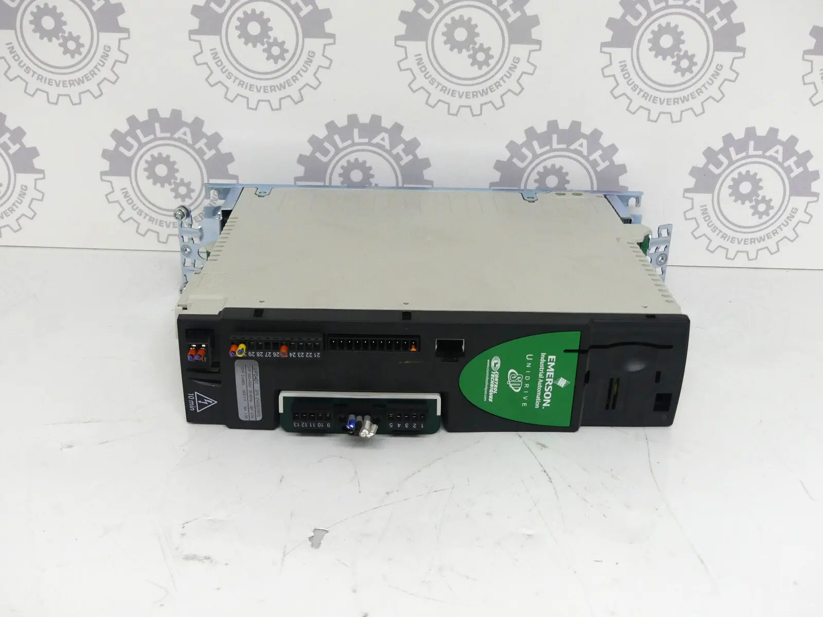 Produktfoto 1 von Emerson Control Techniques Unidrive SP0401 + STDY11