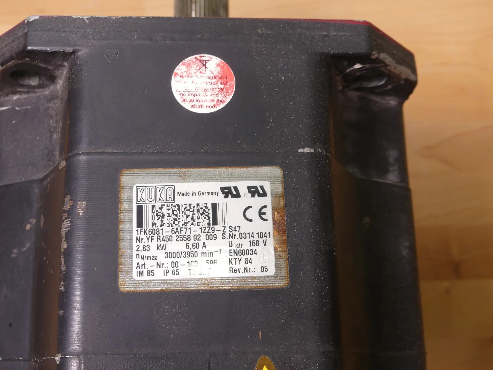 Produktfoto 1 von Kuka 1FK6081-6AF71-1ZZ9-Z S47 Servomotor