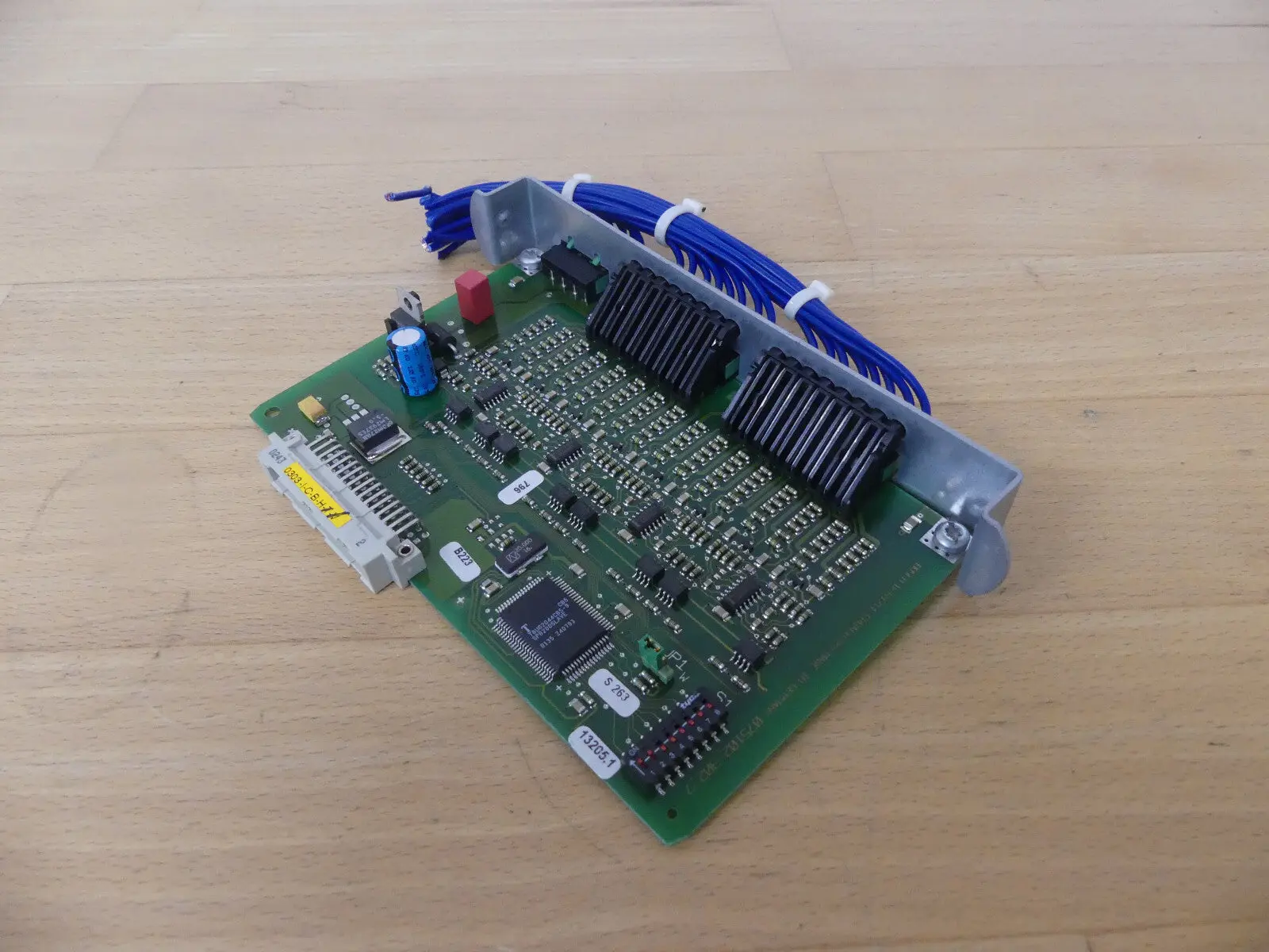 Produktfoto 1 von BOSCH E24V-