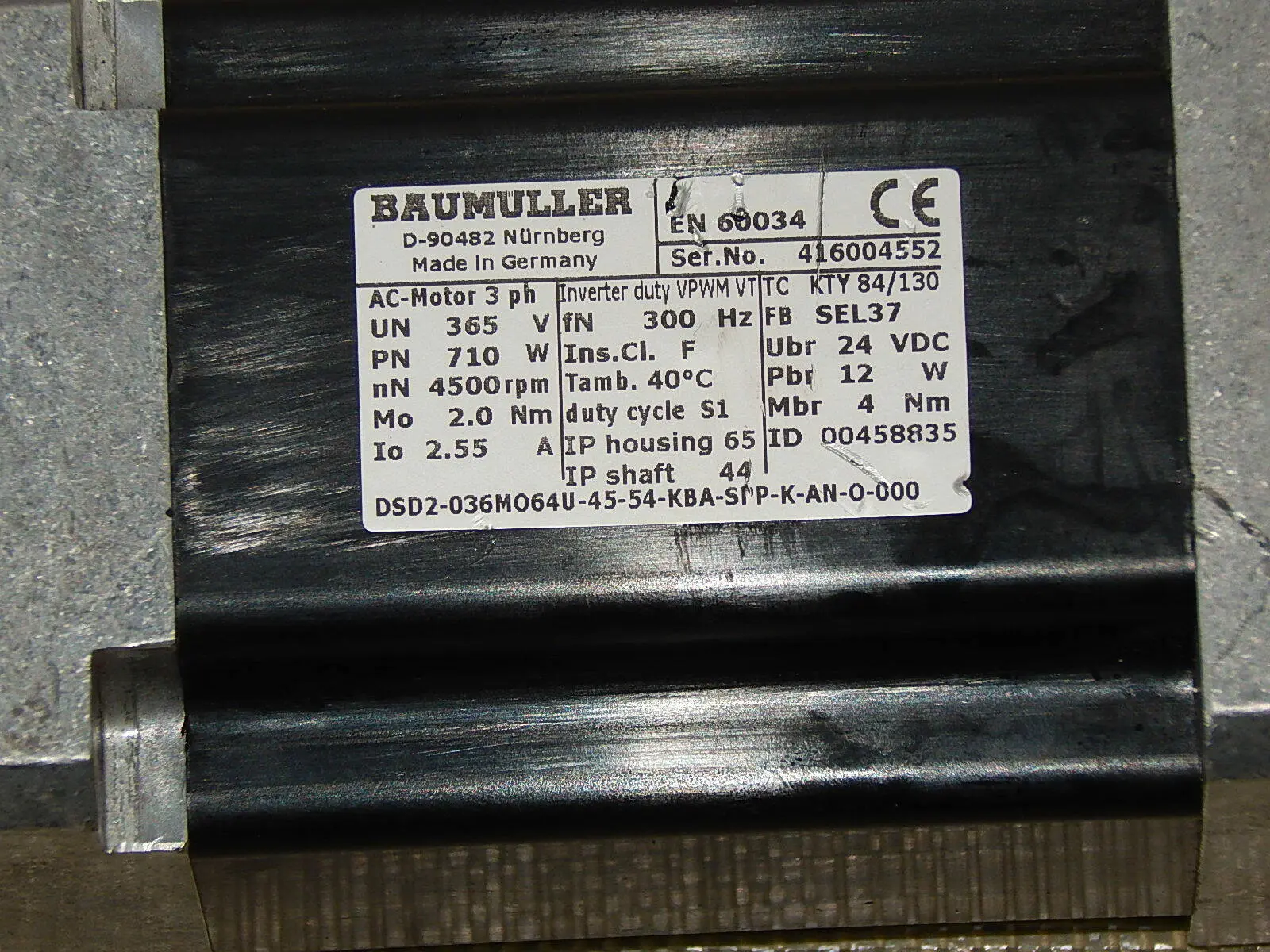 Produktfoto 1 von Baumüller DSD2-036MO64U-45-54-KBA-SPP-K-AN-O-000 Servomotor used