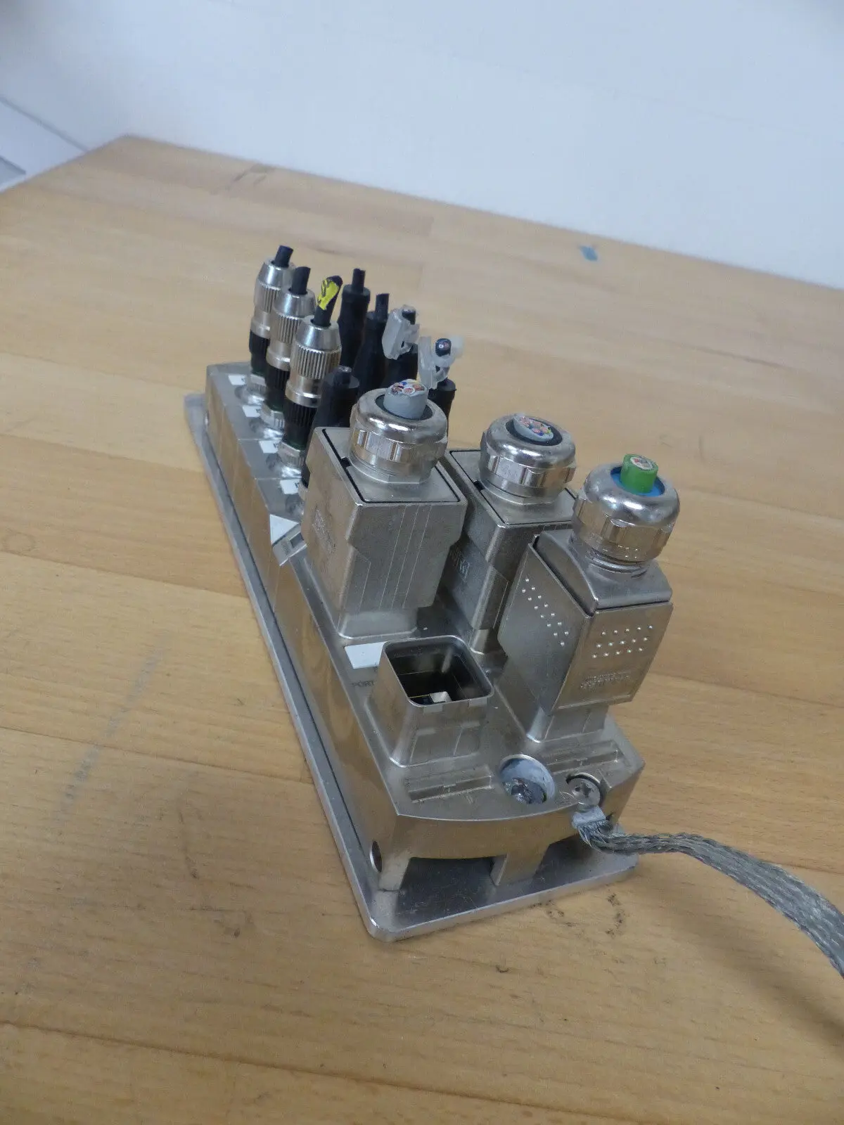 Produktfoto 1 von MURR ELEKTRONIK 00-0F-9E-F6-25-15
