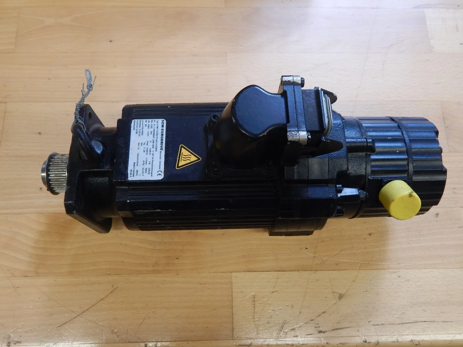 Produktfoto 1 von SEW EURODRIVE CFM71S/BR/TF/AS1H/SB50 Servomotor CFM71S Motor