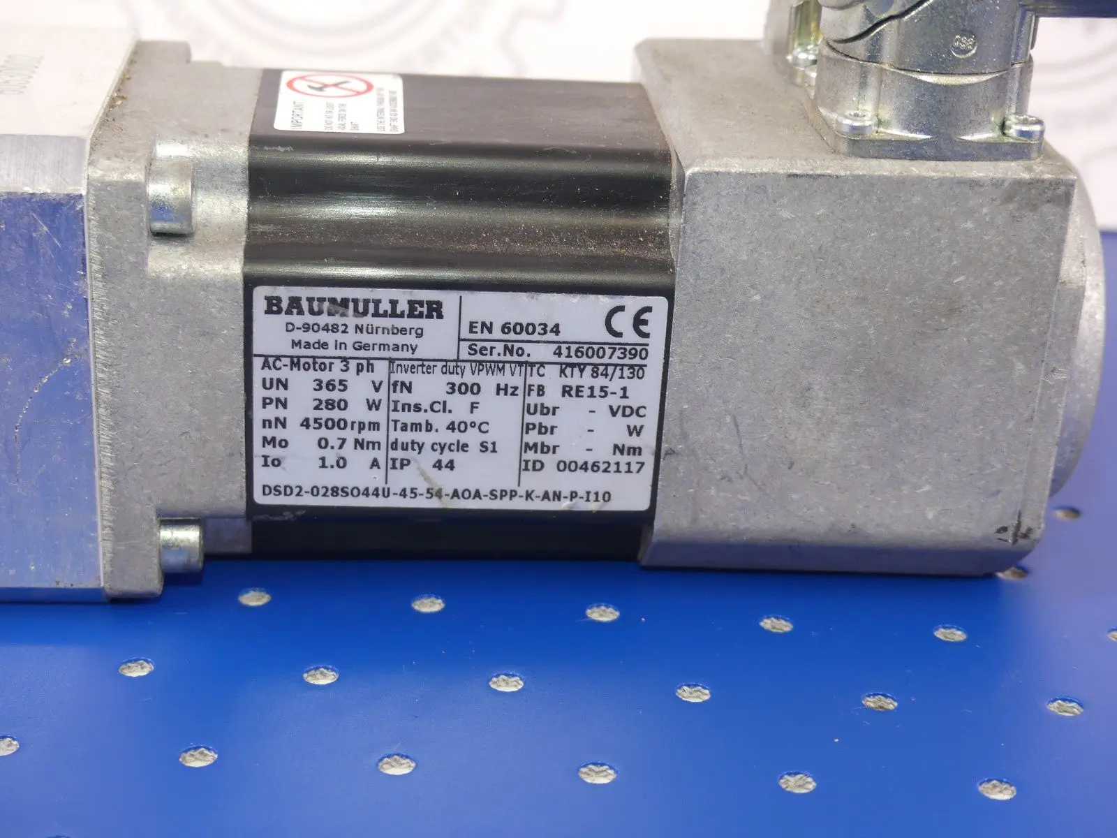 Produktfoto 1 von BAUMULLER AC MOTOR DSD2-028SO44U-45-54-A0A-SPP-K-AN-P-I10