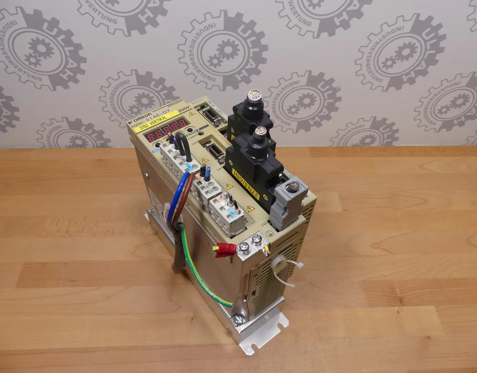 Produktfoto 1 von Omron SGDH-01AE-0Y + JUSP-NS600