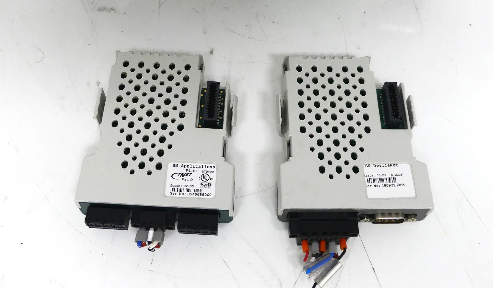 Produktfoto 1 von Emerson Control Techniques Unidrive SP0401 + SM-DeviceNet STDU06+STDY09