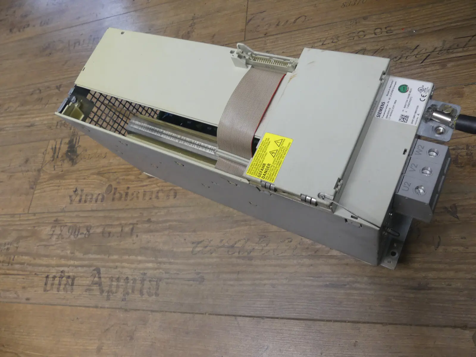 Produktfoto 1 von Siemens 6SN1124-1AA00-0EA1