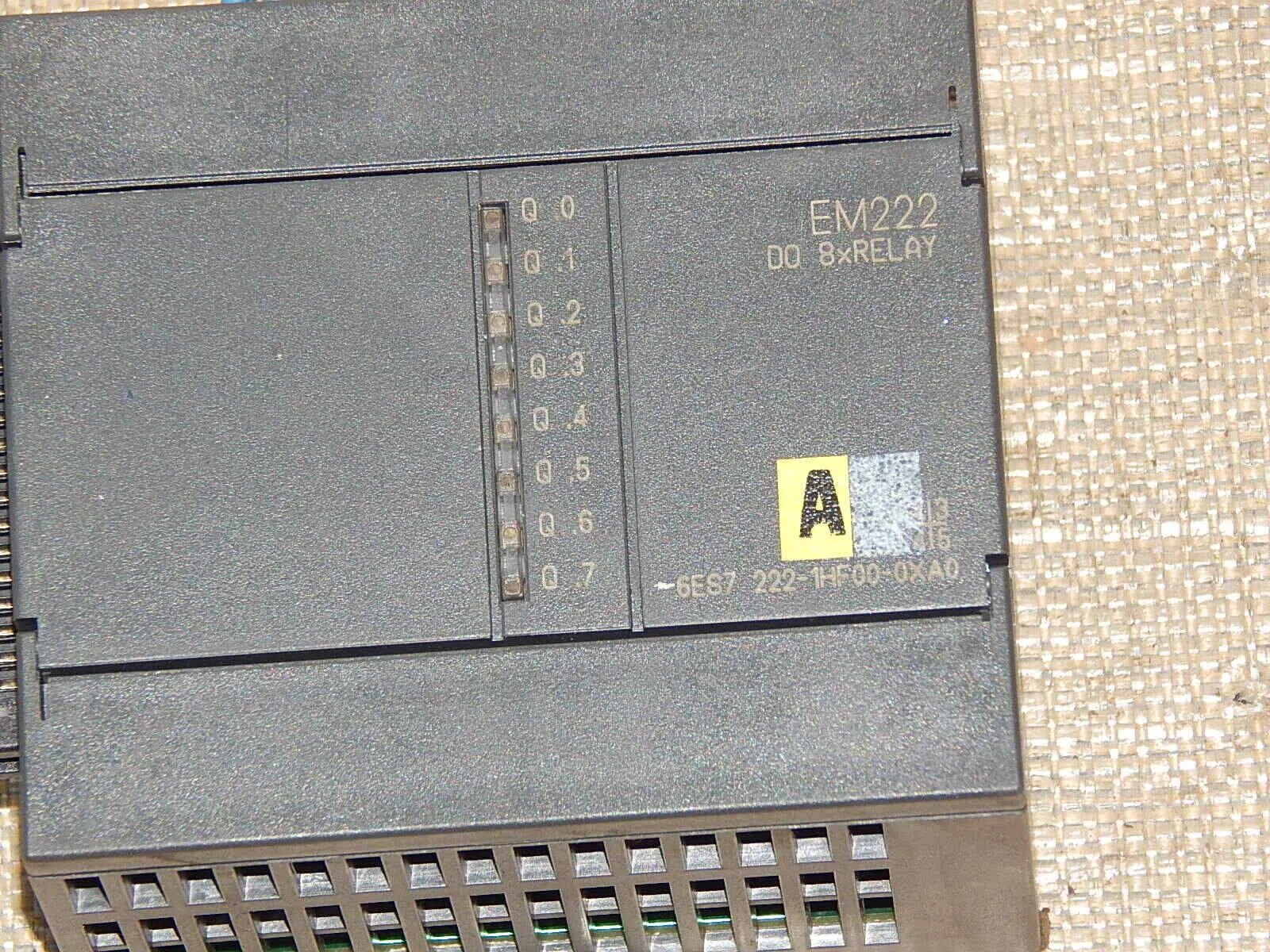 Produktfoto 1 von Siemens simatic S7 6ES7 222-1HF00-0XA0 // 6ES7222-1HF00-0XA0 / E.03