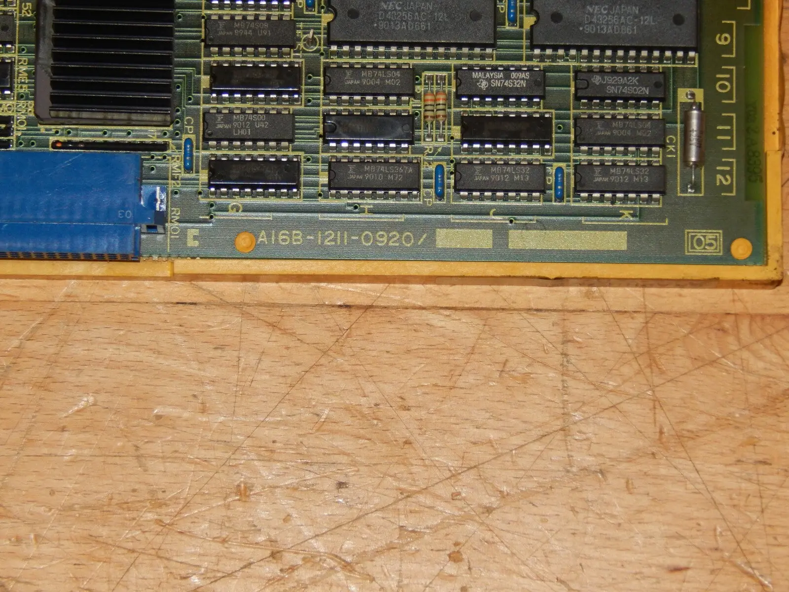 Produktfoto 1 von FANUC A16B-1211-0920 / 05A Graphic board used