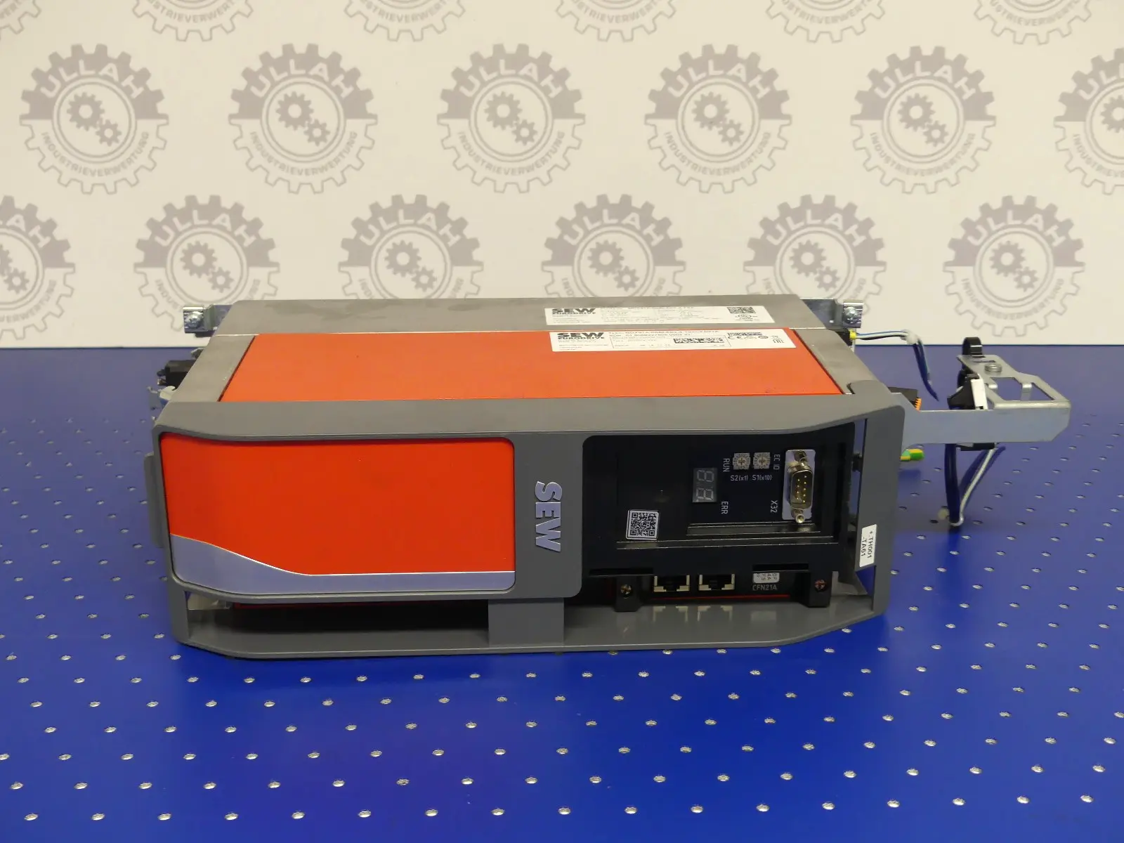 Produktfoto 1 von SEW MDX91A-0040-5E3-4-T02/CFN21A