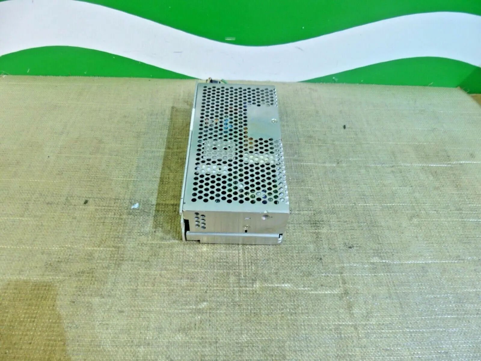 Produktfoto 1 von LAMBDA JWS100-12/TSK